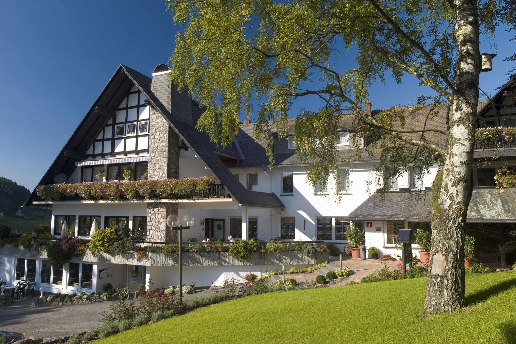 Ferienhotel Stockhausen Schmallenberg Exteriör bild